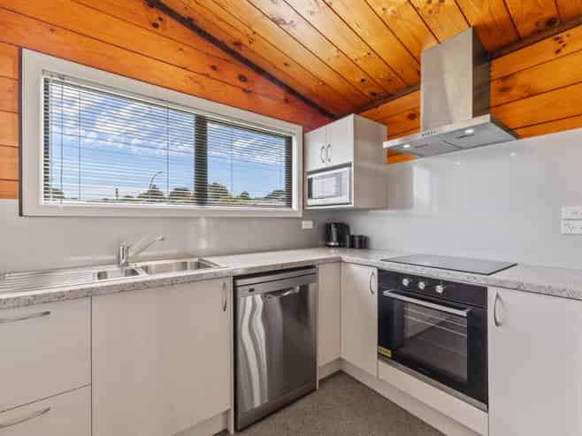 25 Herekawe Drive, Spotswood