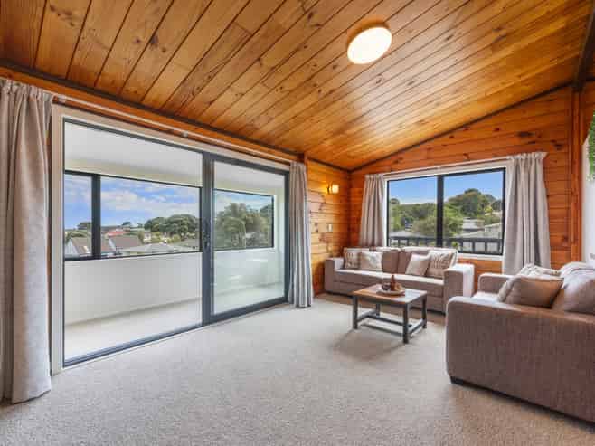 25 Herekawe Drive, Spotswood