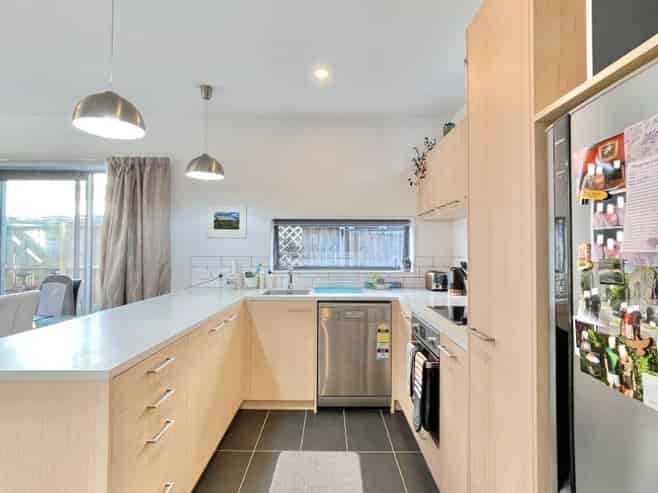 9/7 Handyside Street, Tawa