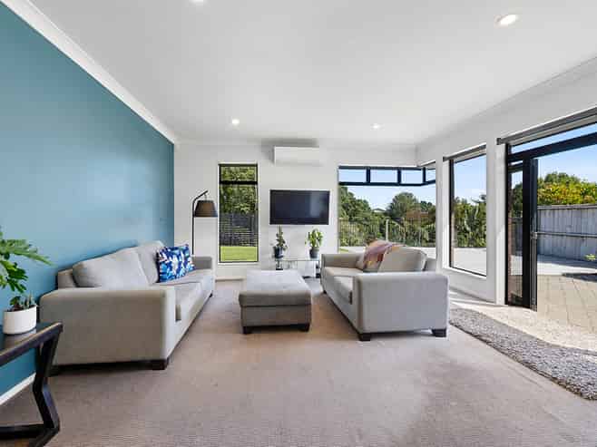 16 Karina Road, Merrilands