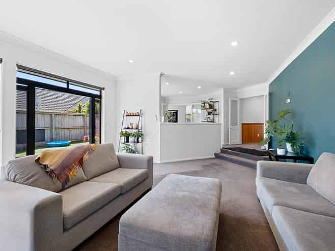 16 Karina Road, Merrilands