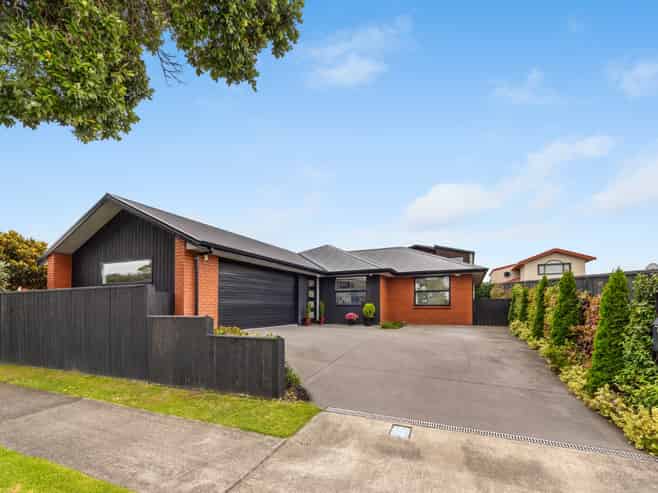 32 Whiteley Street, Moturoa