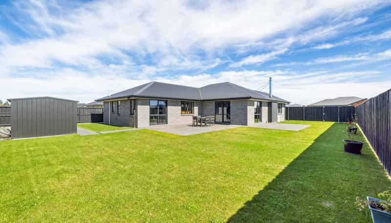 23 Greig Crescent, Amberley