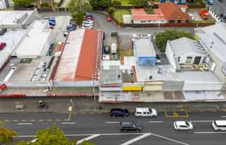 Bite size freehold in Papatoetoe town centre