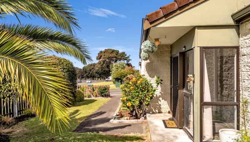 123 Great North Road, Otamatea