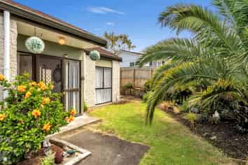 123 Great North Road, Otamatea