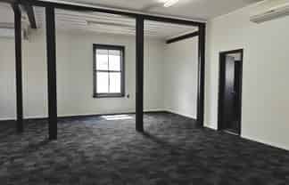 Affordable and tidy Dominion Rd office