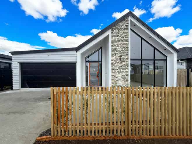 9 Tipu Crescent, Milldale