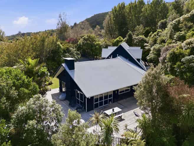 132 Maui Pomare Road, Nikau Valley
