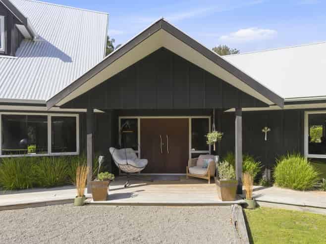132 Maui Pomare Road, Nikau Valley
