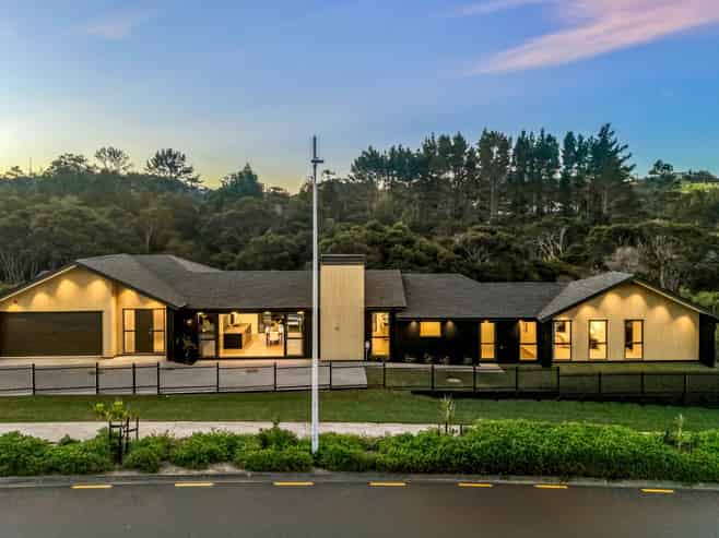 70D Glenvar Ridge Road, Long Bay