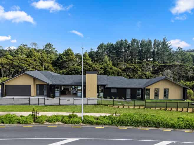 70D Glenvar Ridge Road, Long Bay