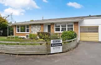 964B River Road, Queenwood