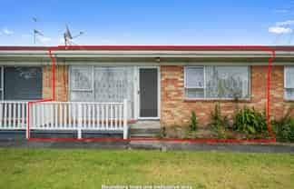 2/79 Glendale Road, Glen Eden