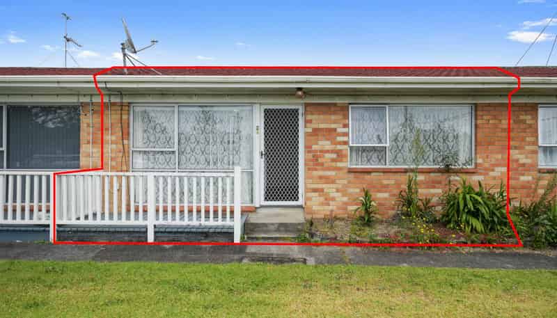 2/79 Glendale Road, Glen Eden