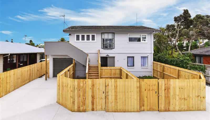 27B McInnes Road, Weymouth