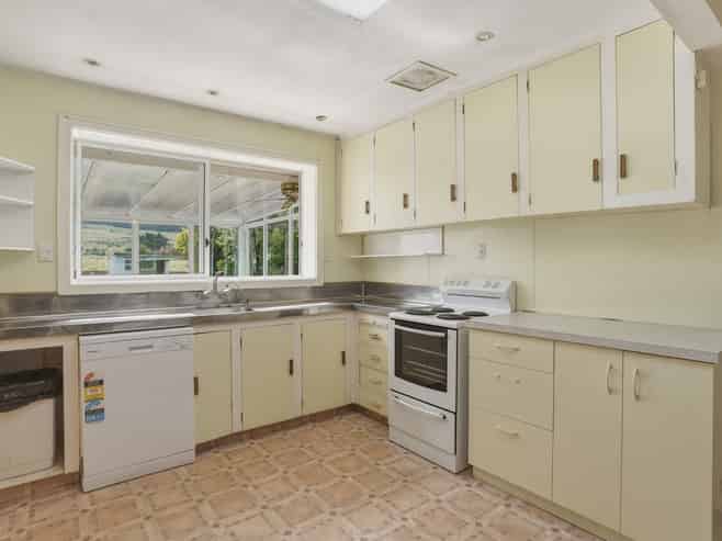 576 Brighton Road, Westwood