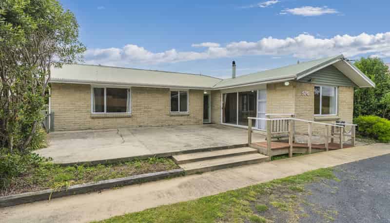 576 Brighton Road, Westwood