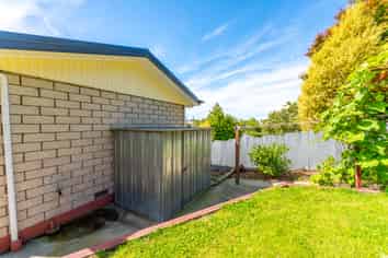 4 Sherratt Street, West End