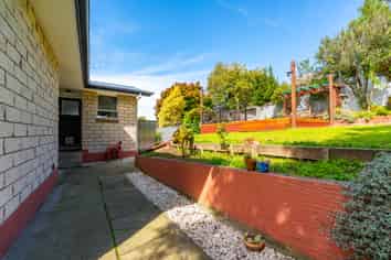 4 Sherratt Street, West End