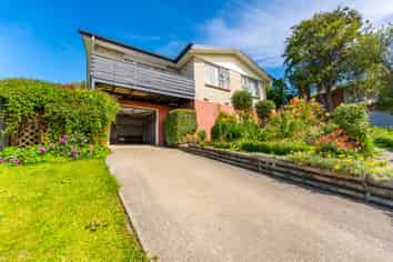 4 Sherratt Street, West End