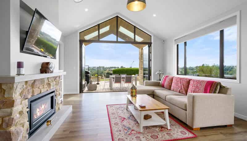 23 Hyatt Close, Leamington