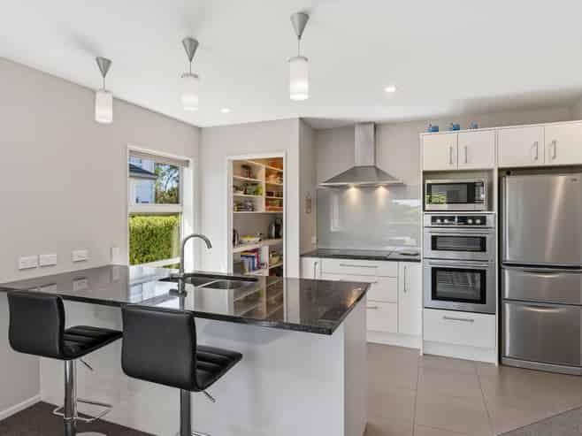 93 Seaview Road, Paraparaumu Beach