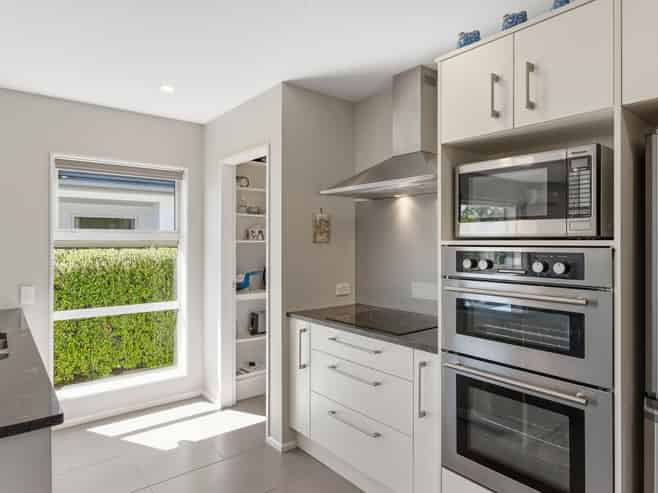 93 Seaview Road, Paraparaumu Beach