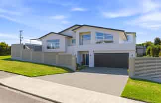 93 Seaview Road, Paraparaumu Beach
