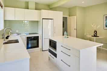 32 Karamu Street, Ngaio