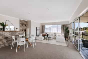 10A Claremont Terrace, Otumoetai