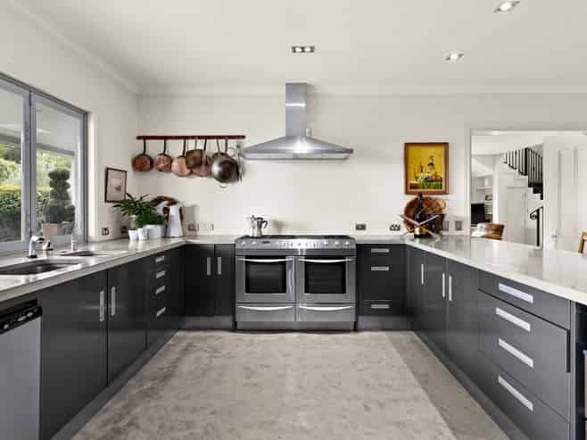 137 Black Barn Road, Havelock North