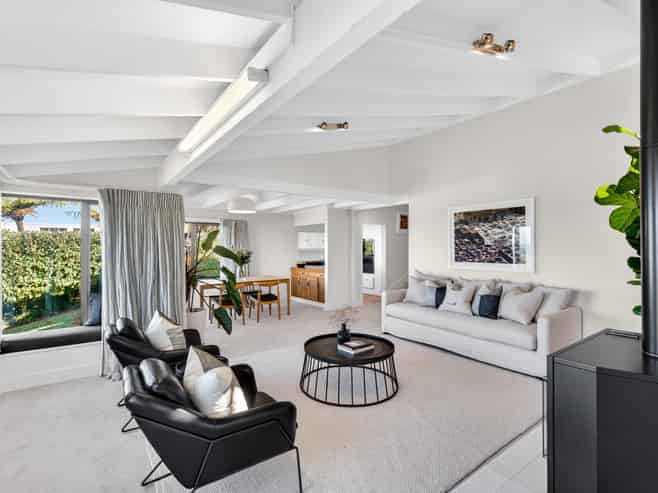 9 Harvey Road, Bluff Hill