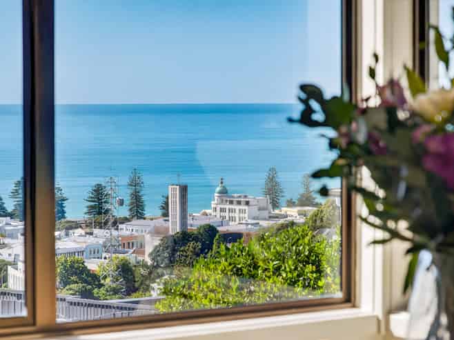 9 Harvey Road, Bluff Hill