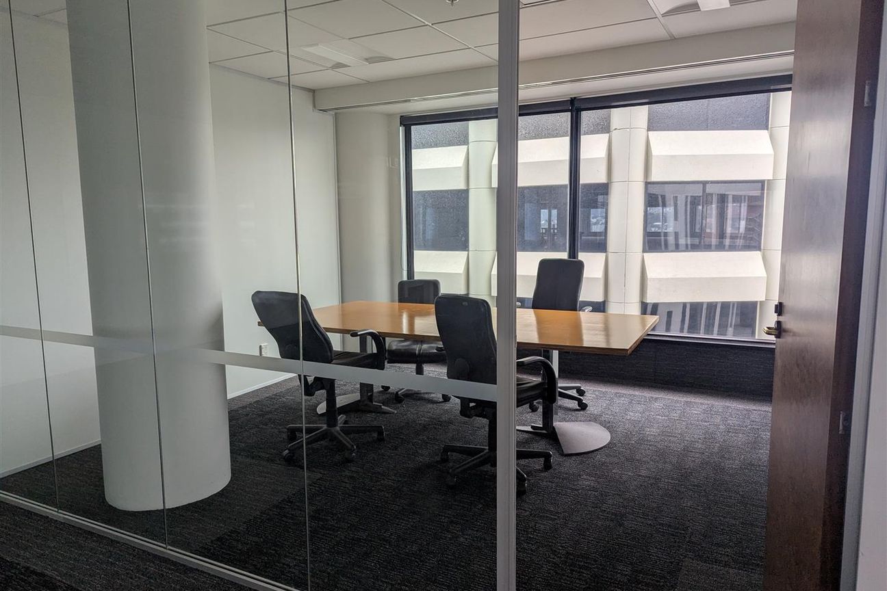 Quality Small CBD Suite - View 4