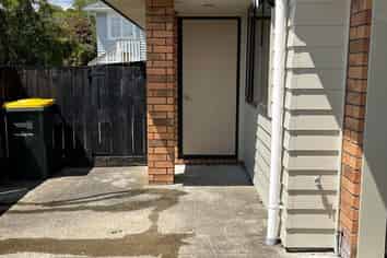 2/15A Matai Street, Waiuku