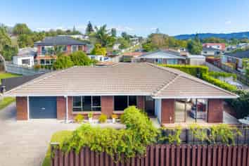 2/38 Miltonia Avenue, Te Atatu South
