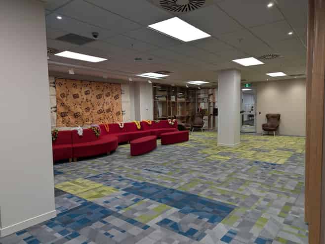 Large Inexpensive CBD Office Floor with Fitout