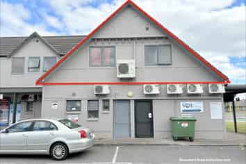 110M² LEVEL 1 SPACE FOR LEASE
