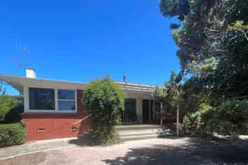 12 Mt Herbert Road, Waipukurau