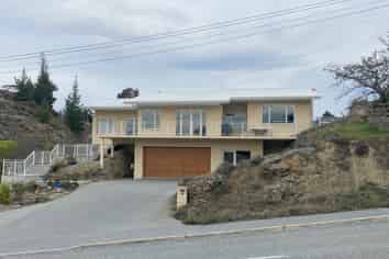 16 Aronui Road, Alexandra