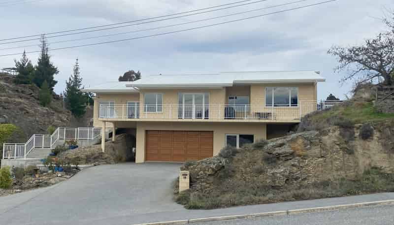 16 Aronui Road, Alexandra