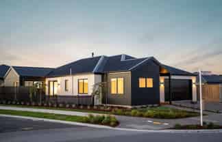 47 Accadia Dr, ROLLESTON