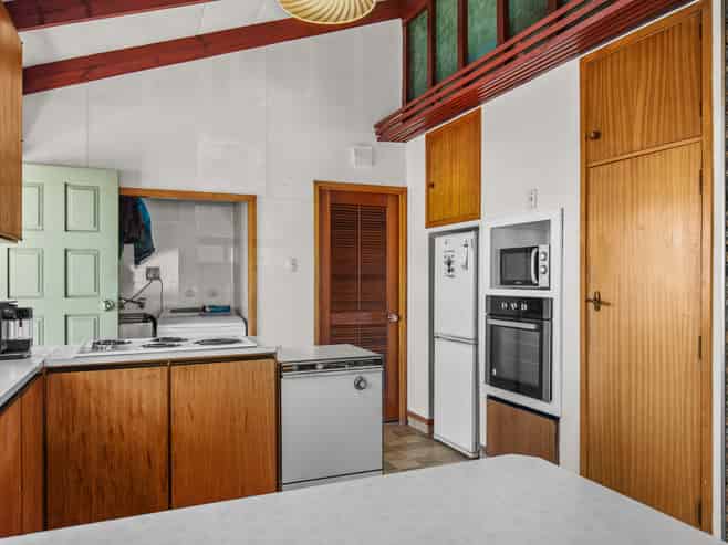 60A & 60B Centennial Avenue, Alexandra