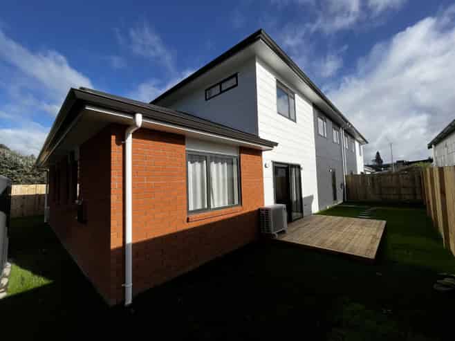 2D/19 Hibiscus Avenue, Hamilton Lake