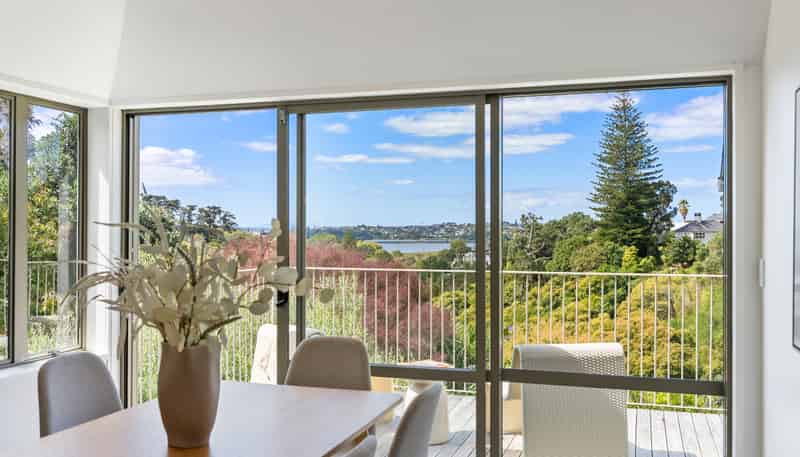 15 Laxon Terrace, Remuera