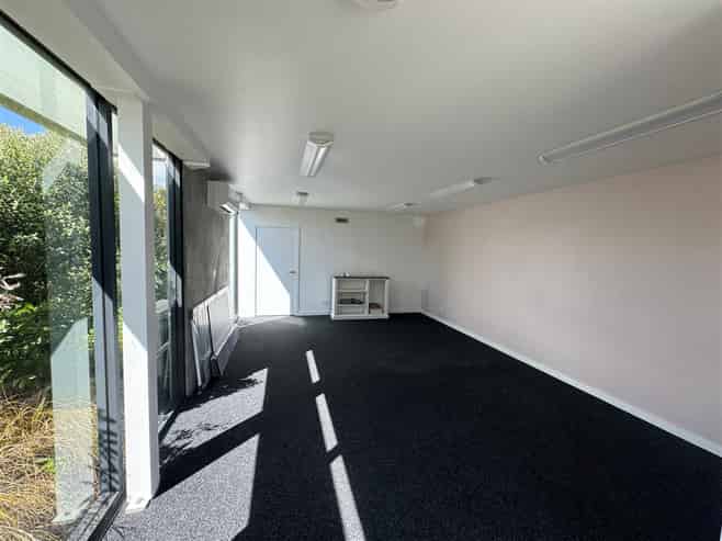 Cost Effective Office in Industrial Park