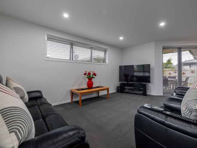 1 Long Melford Road, Awapuni