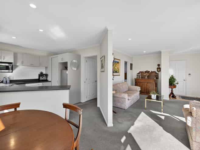 8 Nicholls Street, Richmond