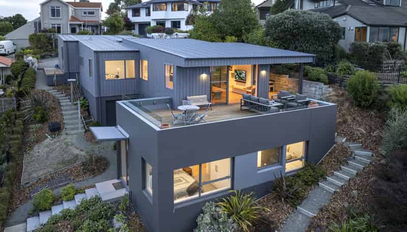 4 Leach Place, Enner Glynn